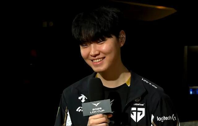 GEN翻盘T1，Scout操刀奇招英雄翻盘宿敌对决全球总决赛，留下经典瞬间