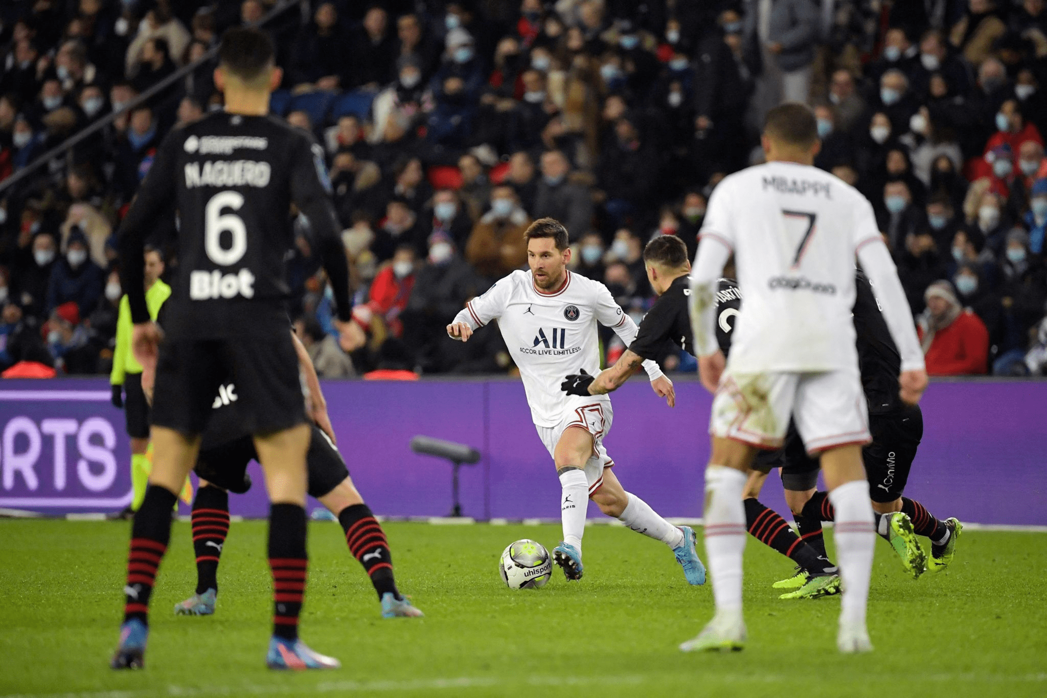 巴黎鏖战墨西哥，阿什拉夫状态火热