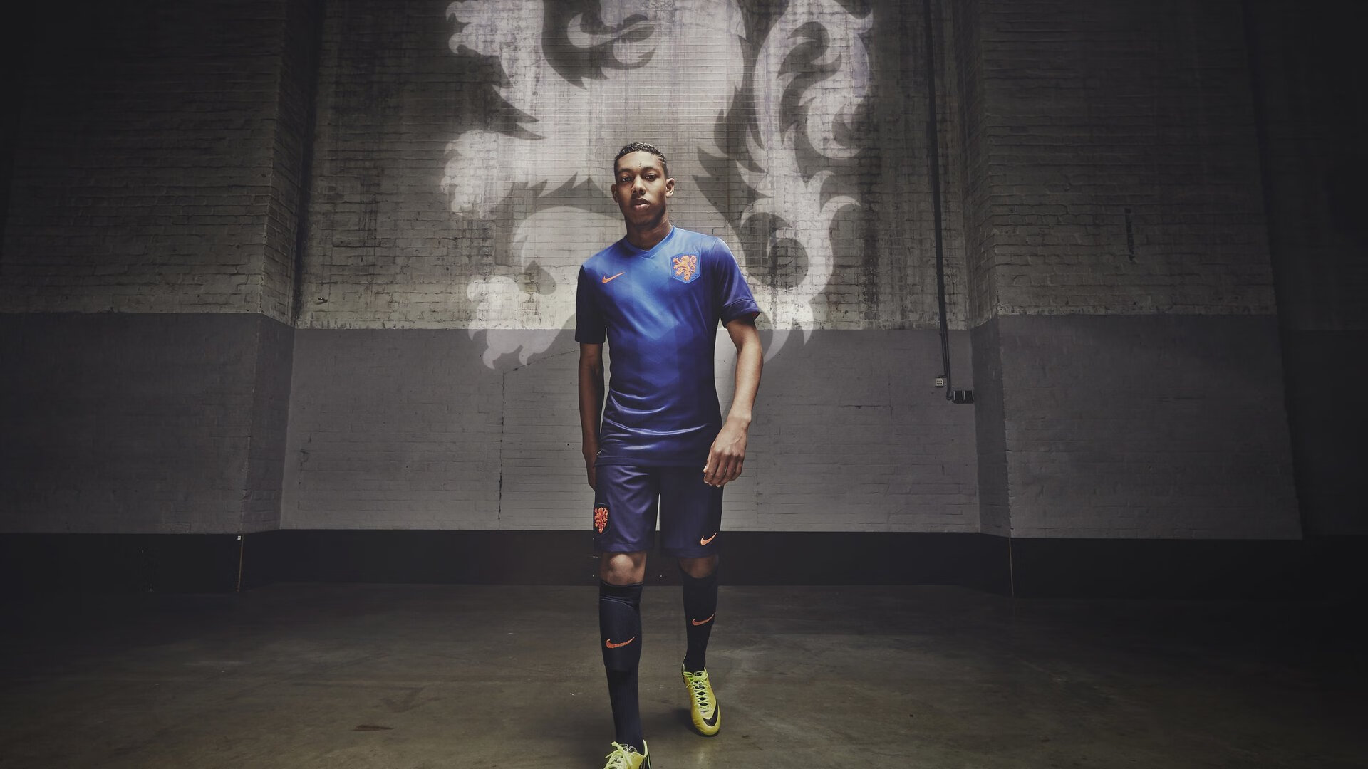 德国战车碾碎尼斯防线,拉什福德跨联赛闪耀?国家德比的艺术与想象