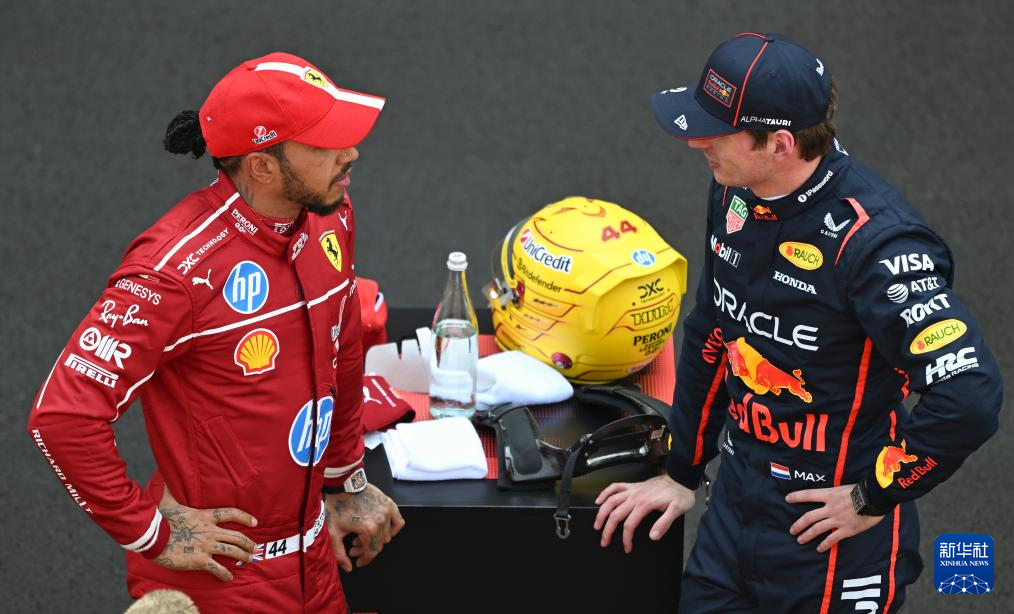 迈凯伦绝杀雷诺车队，汉密尔顿状态火热