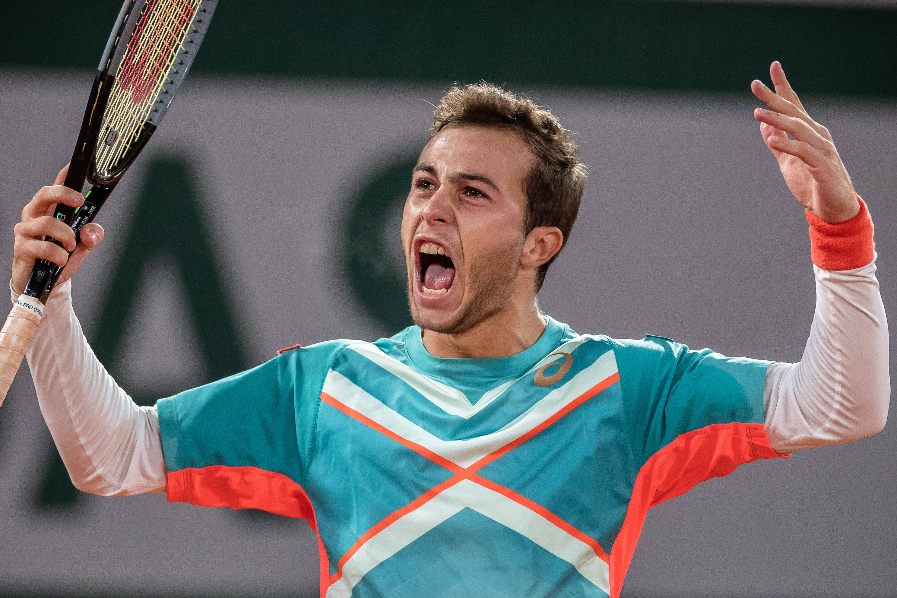 拉沃尔杯险胜法网，蒂姆关键制胜