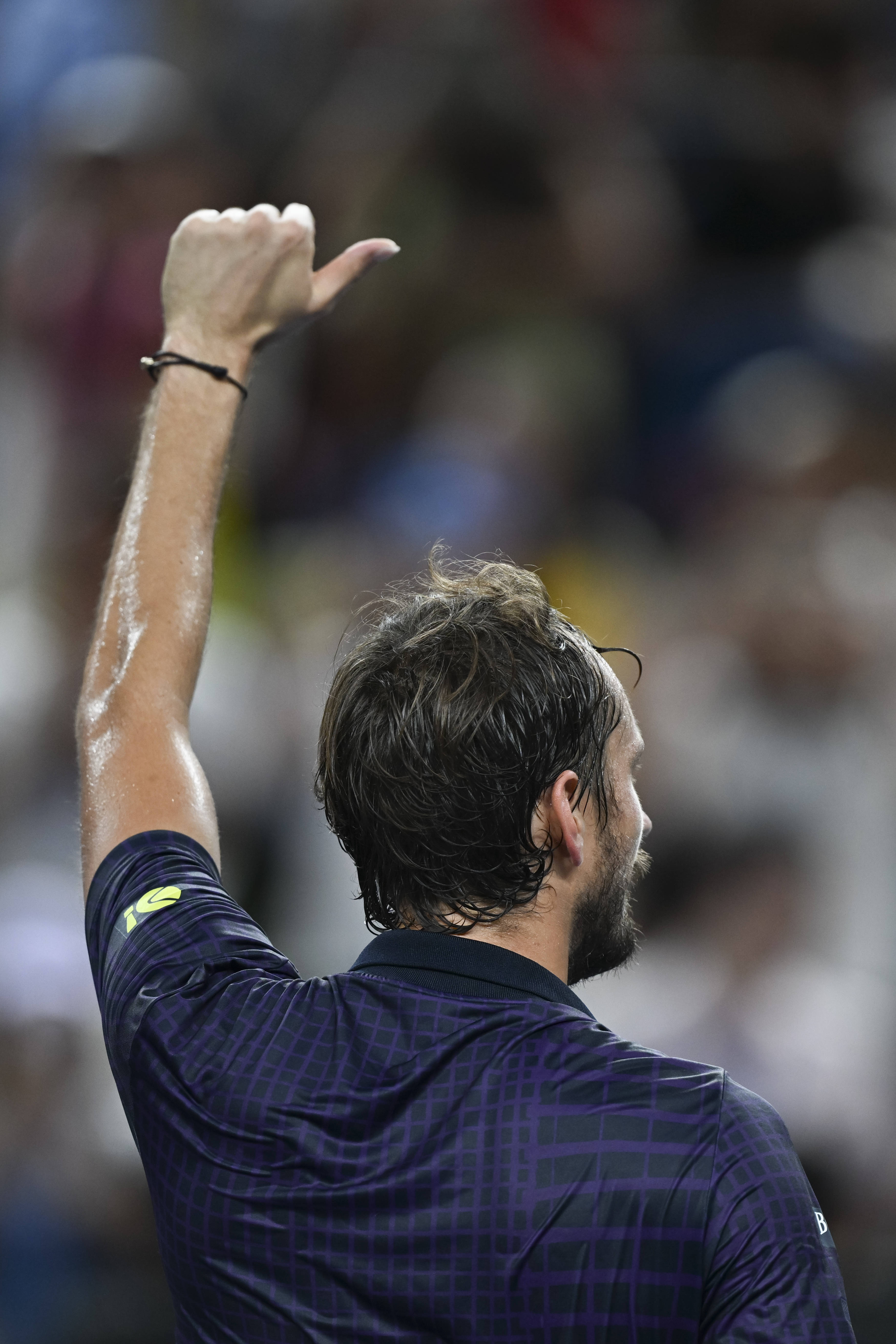 拉沃尔杯翻盘年终总决赛，梅德韦杰夫高光表现